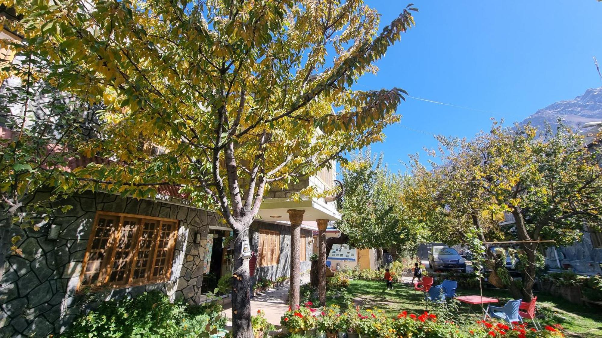 Sehrish Guest House Skardu Bagian luar foto